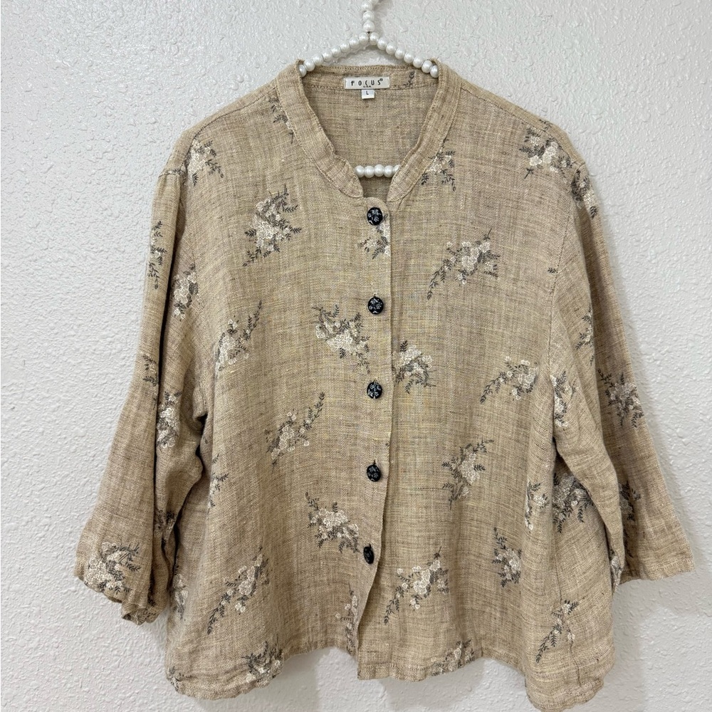 Focus USA 100% Linen Blouse Top Sz L Button up 3/4 Sleeve Floral